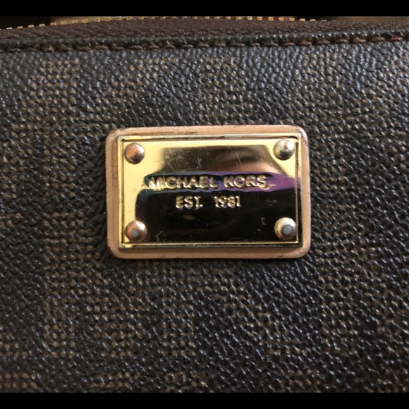 Michael Kors Wristlet Wallet Bag - Picture 3 of 3